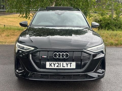 Audi E-Tron 55 Black Edition Auto quattro 5dr 95kWh 11
