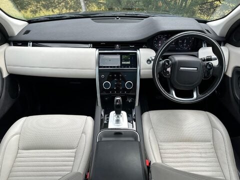 Land Rover Discovery Sport 2.0 D180 MHEV HSE Auto 4WD Euro 6 (s/s) 5dr 17