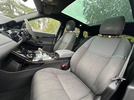 Land Rover Range Rover Evoque 1.5 P300e 12.2kWh R-Dynamic SE Auto 4WD Euro 6 (s/s) 5dr 
