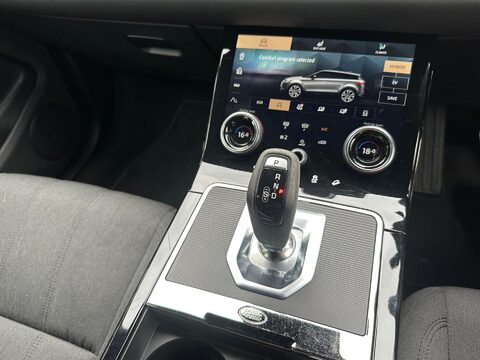 Land Rover Range Rover Evoque 1.5 P300e 12.2kWh R-Dynamic SE Auto 4WD Euro 6 (s/s) 5dr 17