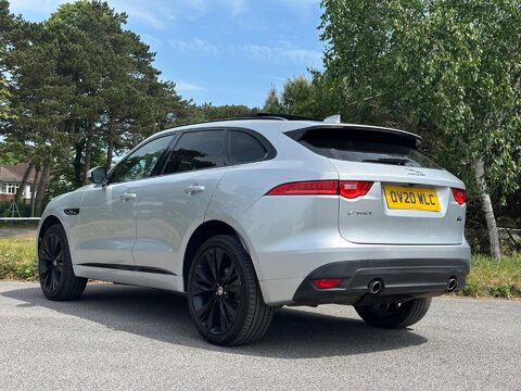 Jaguar F-Pace 2.0 P250i R-Sport Auto AWD Euro 6 (s/s) 5dr 4