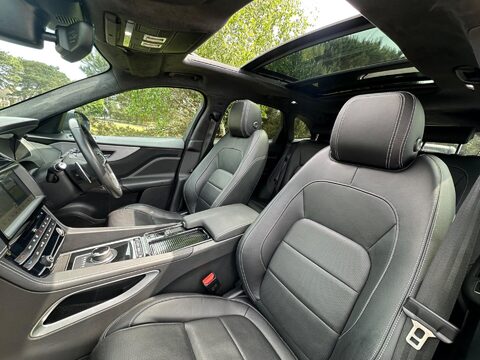 Jaguar F-Pace 2.0 P250i R-Sport Auto AWD Euro 6 (s/s) 5dr 34