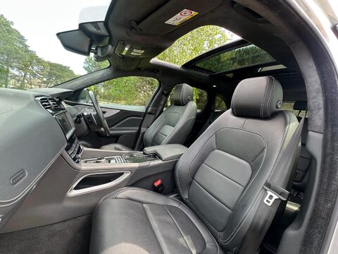 Jaguar F-Pace 2.0 P250i R-Sport Auto AWD Euro 6 (s/s) 5dr 36