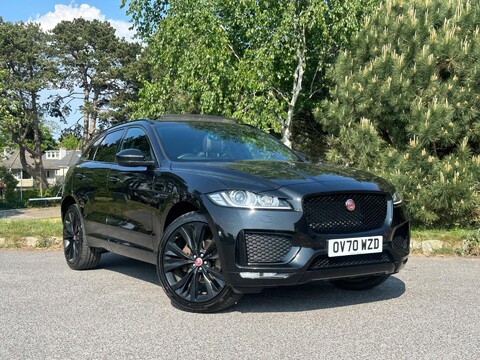Jaguar F-Pace CHEQUERED FLAG AWD 25