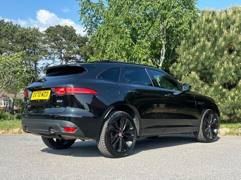 Jaguar F-Pace CHEQUERED FLAG AWD 9