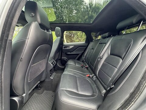 Jaguar F-Pace 3.0 D300 V6 S Auto AWD Euro 6 (s/s) 5dr 12