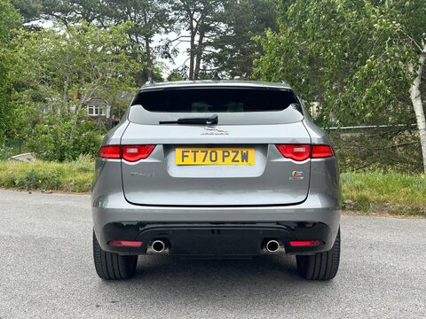Jaguar F-Pace 3.0 D300 V6 S Auto AWD Euro 6 (s/s) 5dr 31