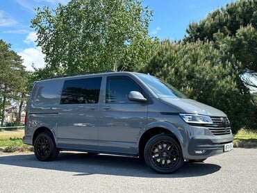 Volkswagen Transporter T32 TDI KOMBI HIGHLINE