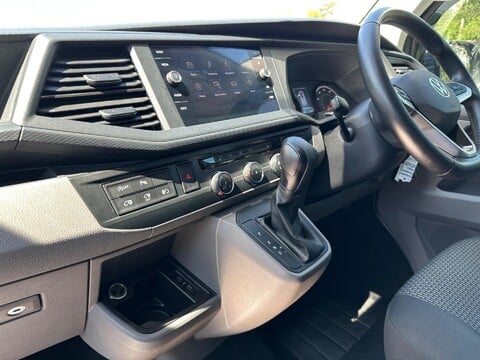 Volkswagen Transporter T32 TDI KOMBI HIGHLINE 26