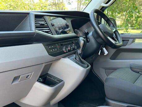 Volkswagen Transporter T32 TDI KOMBI HIGHLINE 