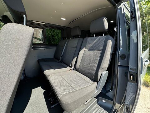 Volkswagen Transporter 2.0 BiTDI T32 Highline Kombi DSG FWD SWB Euro 6 (s/s) 5dr 25