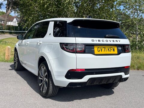 Land Rover Discovery Sport 1.5 P300e 12.2kWh R-Dynamic HSE Auto 4WD Euro 6 (s/s) 5dr 14