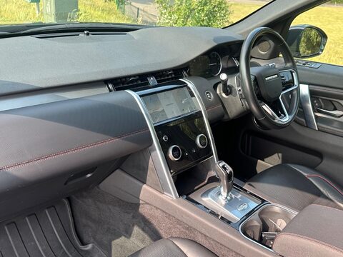 Land Rover Discovery Sport 1.5 P300e 12.2kWh Urban Edition Auto 4WD Euro 6 (s/s) 5dr 18