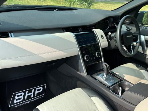 Land Rover Discovery Sport 1.5 P300e 12.2kWh R-Dynamic SE Auto 4WD Euro 6 (s/s) 5dr 18