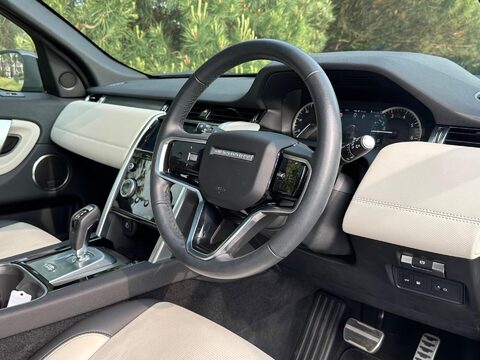 Land Rover Discovery Sport 1.5 P300e 12.2kWh R-Dynamic SE Auto 4WD Euro 6 (s/s) 5dr 29