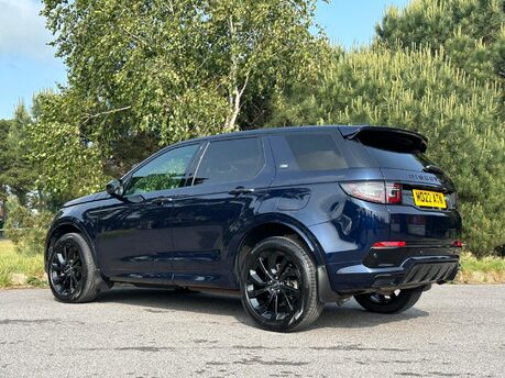 Land Rover Discovery Sport 1.5 P300e 12.2kWh R-Dynamic SE Auto 4WD Euro 6 (s/s) 5dr 