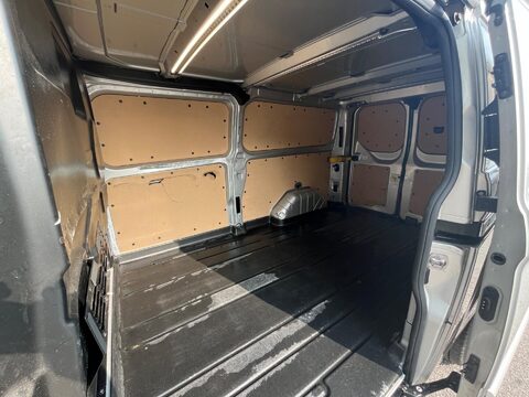 Ford Transit Custom 320 LIMITED P/V ECOBLUE 25