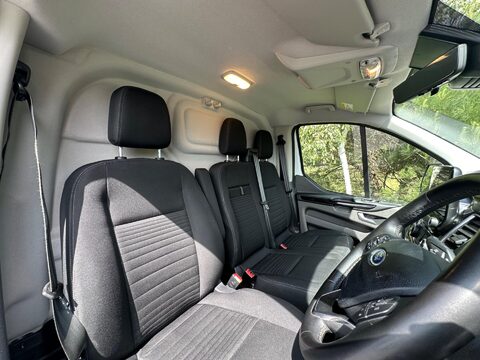Ford Transit Custom 320 LIMITED P/V ECOBLUE 14