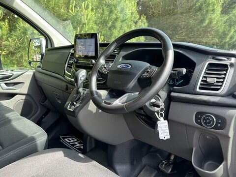 Ford Transit Custom 320 LIMITED P/V ECOBLUE 15