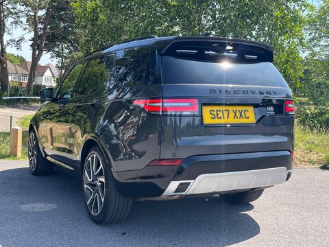 Land Rover Discovery TD6 HSE 9