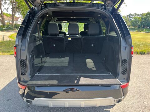 Land Rover Discovery TD6 HSE 31