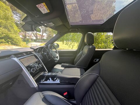 Land Rover Discovery TD6 HSE 36