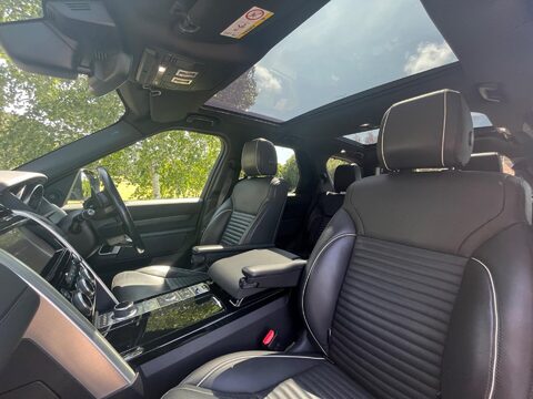 Land Rover Discovery TD6 HSE 37