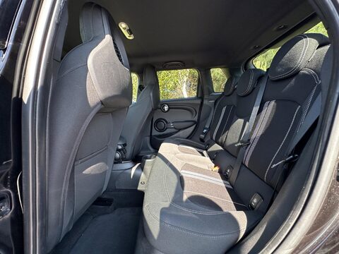 Mini Hatch COOPER SPORT 28