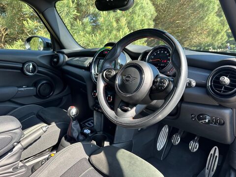 Mini Hatch COOPER SPORT 4