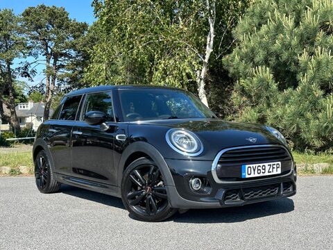 Mini Hatch 1.5 Cooper Sport Euro 6 (s/s) 5dr 21