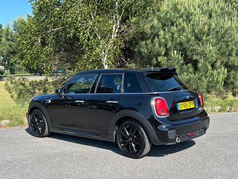 Mini Hatch 1.5 Cooper Sport Euro 6 (s/s) 5dr 31