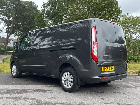 Ford Transit Custom 340 LIMITED P/V ECOBLUE 2