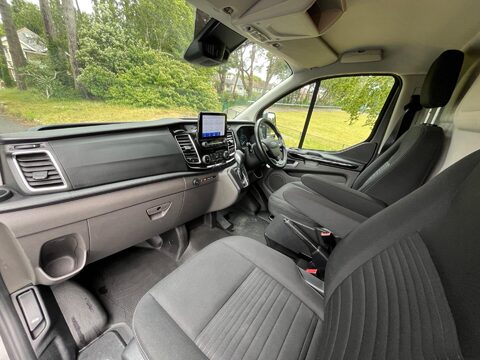 Ford Transit Custom 340 LIMITED P/V ECOBLUE 5