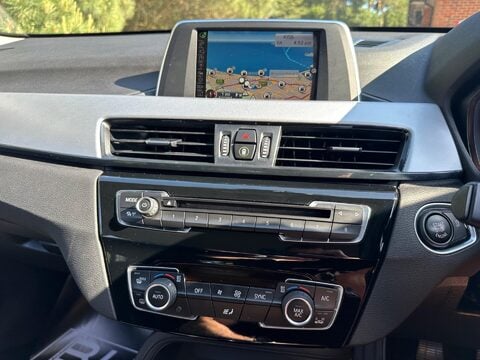 BMW X1 SDRIVE18D SE 13