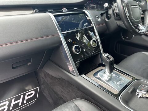 Land Rover Discovery Sport R-DYNAMIC HSE MHEV 18