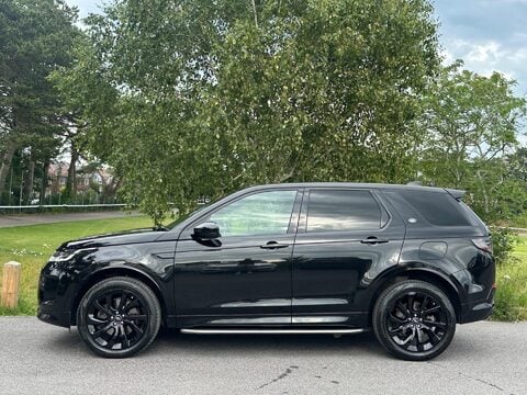 Land Rover Discovery Sport 1.5 P300e 12.2kWh R-Dynamic SE Auto 4WD Euro 6 (s/s) 5dr 12