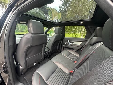 Land Rover Discovery Sport 1.5 P300e 12.2kWh R-Dynamic SE Auto 4WD Euro 6 (s/s) 5dr 26