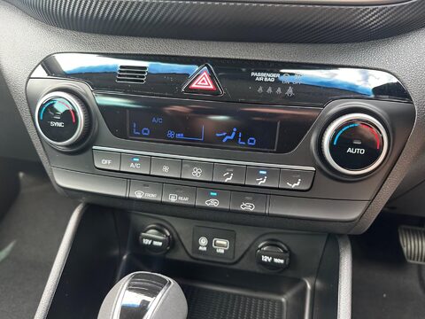Hyundai TUCSON 1.6 T-GDi SE Nav DCT Euro 6 (s/s) 5dr 19