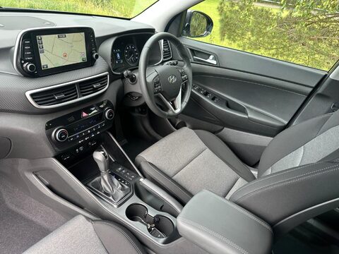 Hyundai TUCSON 1.6 T-GDi SE Nav DCT Euro 6 (s/s) 5dr 21