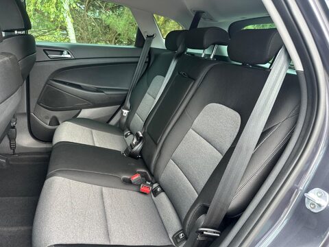 Hyundai TUCSON 1.6 T-GDi SE Nav DCT Euro 6 (s/s) 5dr 23