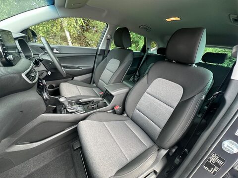 Hyundai TUCSON 1.6 T-GDi SE Nav DCT Euro 6 (s/s) 5dr 35