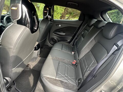 Nissan Juke 1.0 DIG-T Tekna+ DCT Auto Euro 6 (s/s) 5dr 22