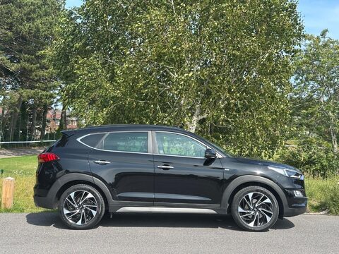 Hyundai TUCSON 2.0 CRDi Premium SE Auto 4WD Euro 6 (s/s) 5dr 14