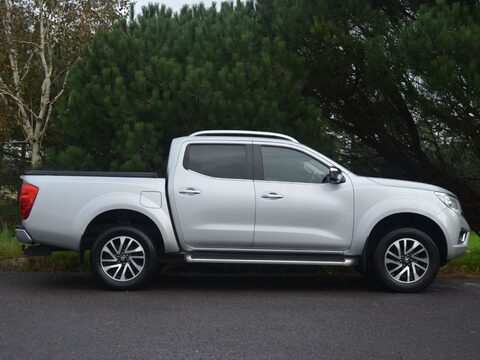 Nissan Navara 2.3 dCi Tekna 4WD Euro 6 (s/s) 4dr 5