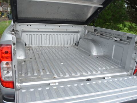 Nissan Navara 2.3 dCi Tekna 4WD Euro 6 (s/s) 4dr 24