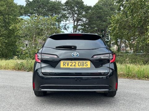 Toyota Corolla 1.8 VVT-h Excel Touring Sports CVT Euro 6 (s/s) 5dr 29