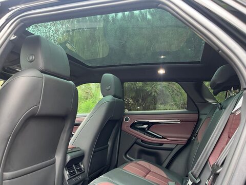 Land Rover Range Rover Evoque 2.0 P250 MHEV R-Dynamic HSE Auto 4WD Euro 6 (s/s) 5dr 30