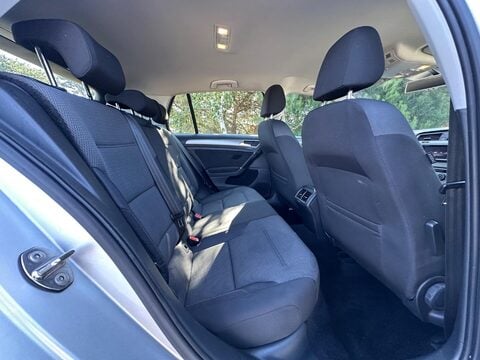 Volkswagen Golf 1.6 TDI BlueMotion Tech SE DSG Euro 5 (s/s) 5dr 12