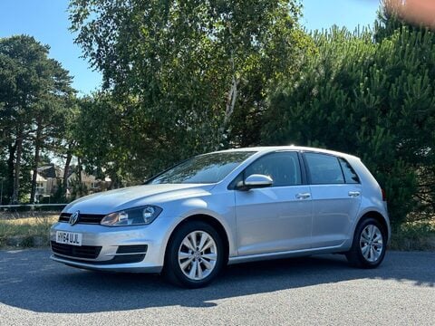 Volkswagen Golf 1.6 TDI BlueMotion Tech SE DSG Euro 5 (s/s) 5dr 21