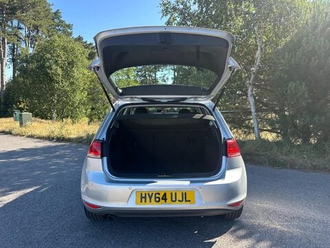 Volkswagen Golf 1.6 TDI BlueMotion Tech SE DSG Euro 5 (s/s) 5dr 25